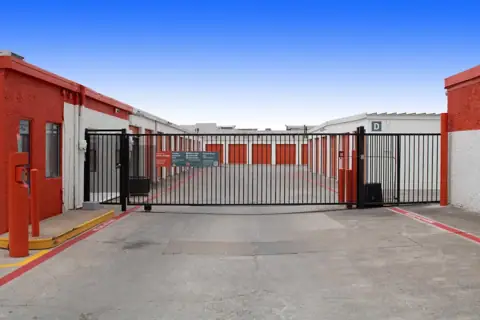 Public Storage photo 3