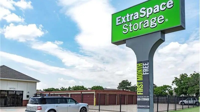 Extra Space Storage, RV storage in Oklahoma City