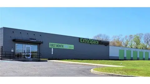 Extra Space Storage in Howell Township, NJ