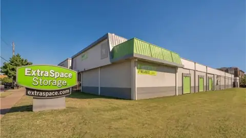 Extra Space Storage in Dallas, TX