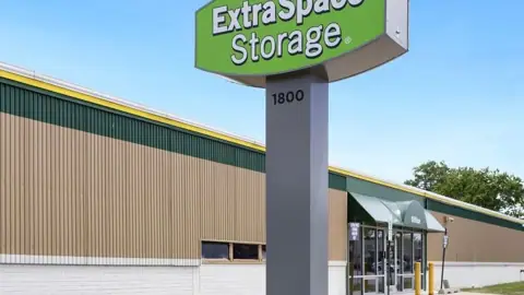 Extra Space Storage photo 2