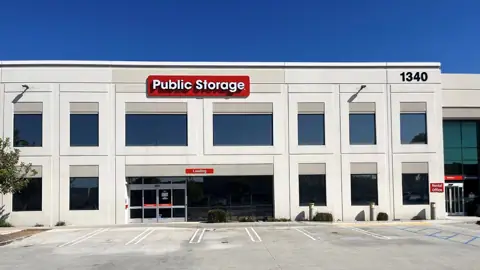 Public Storage in Vista, CA