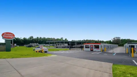 Public Storage photo 2