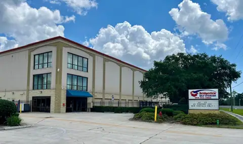 Bridgeview Self Storage Center in Fernandina Beach, FL