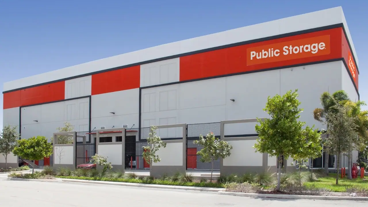 Public Storage, RV storage in Hialeah
