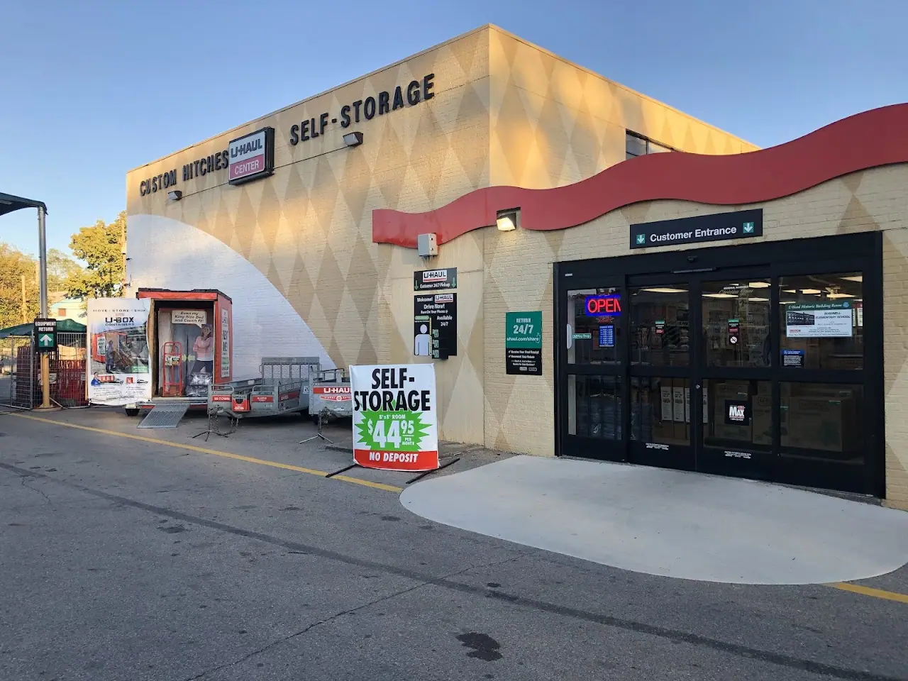 Self-Storage at U-Haul, RV storage in Springfield