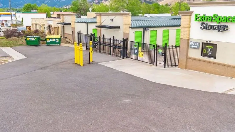 Extra Space Storage, RV storage in Boulder
