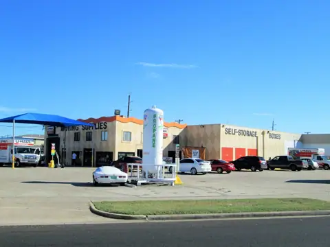Self-Storage at U-Haul in Corpus Christi, TX
