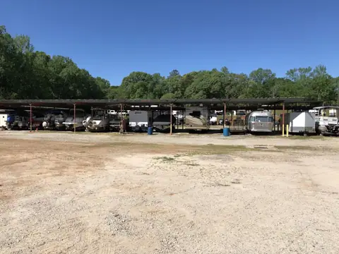 Don's RV & Boat Storage LLC in LaGrange, GA