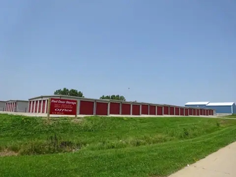 Red Door Storage in Pella, IA