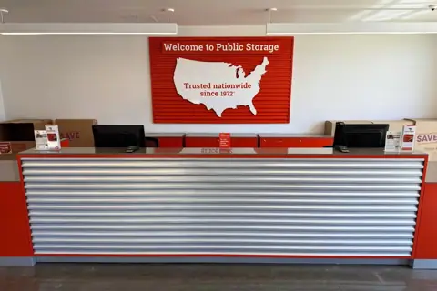 Public Storage photo 3