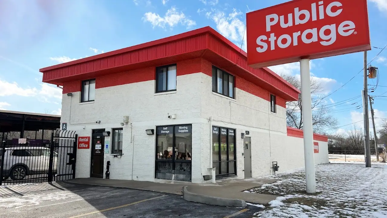 Public Storage, RV storage in Chicago
