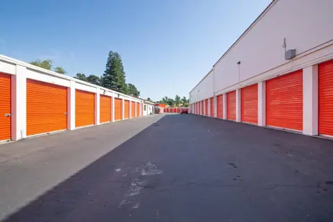 Public Storage photo 2
