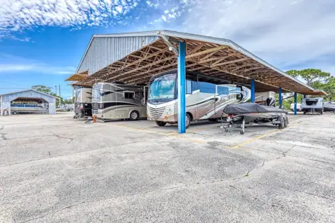 RecNation RV & Boat Storage in Melbourne, FL