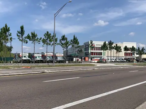 Self-Storage at U-Haul in Lakeland, FL