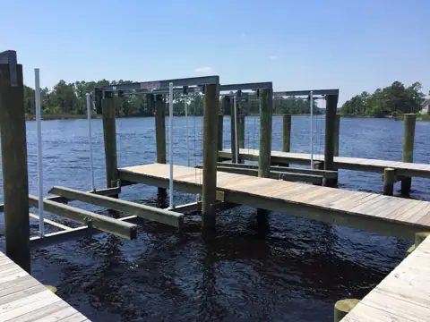 Elizabeth River Storage in Chesapeake, VA