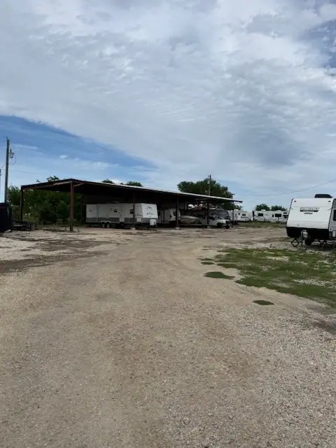 MEGA STORAGE, RV storage in Pflugerville