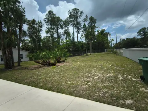 21st Street Southwest RV & Boat Storage in Naples, FL