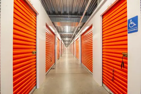 Public Storage photo 2