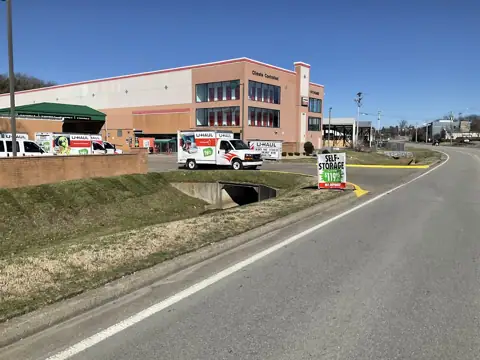 Self-Storage at U-Haul in Brentwood, TN