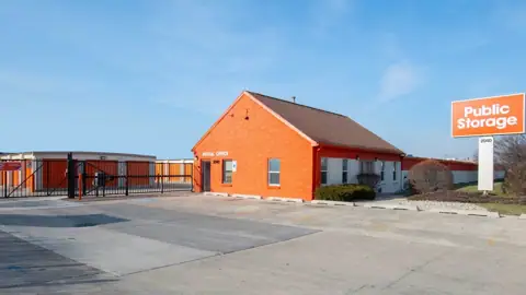 Public Storage in Broadview, IL