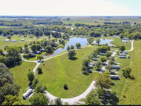 Country Bend Campground in Litchfield, IL