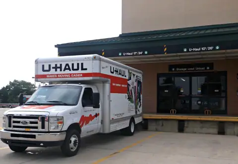 Self-Storage at U-Haul in Bolingbrook, IL