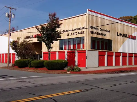 Self-Storage at U-Haul in Warwick, RI