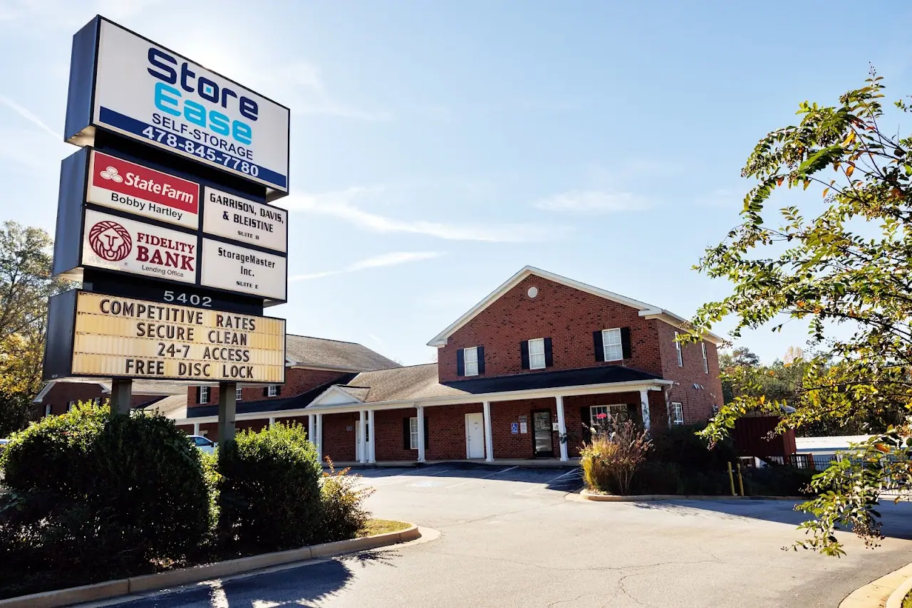 StoreEase Self Storage, RV storage in Macon
