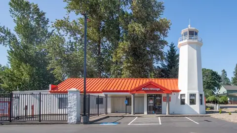 Public Storage photo 2