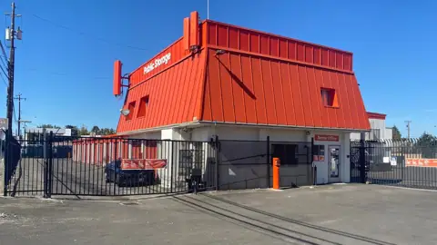 Public Storage in East Palo Alto, CA
