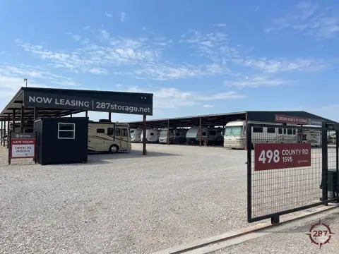 287 Boat and RV Storage in Alvord, TX