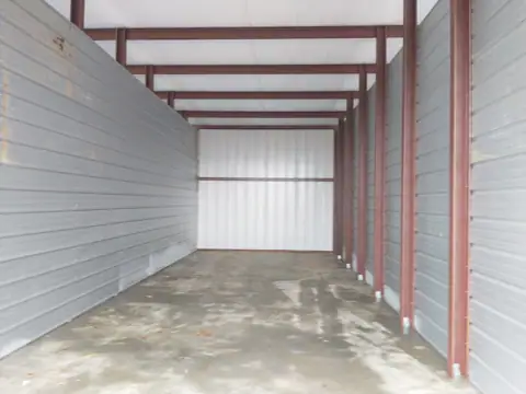 Hinkle’s Boat & RV Storage in Greers Ferry, AR