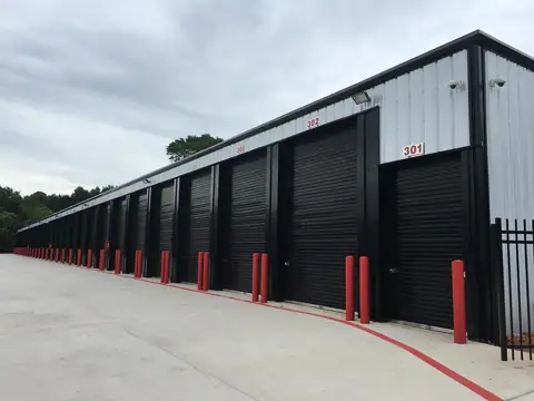 FM 830 STOW-N-GO, LLC in Willis, TX