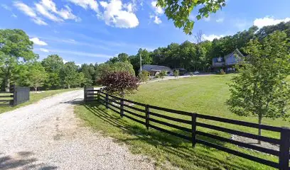 B&B RV & Boat Storage in Lodiburg, KY