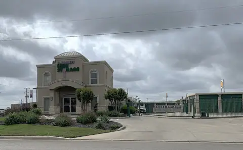 A-AAAKey Mini Storage - Schertz in Schertz, TX