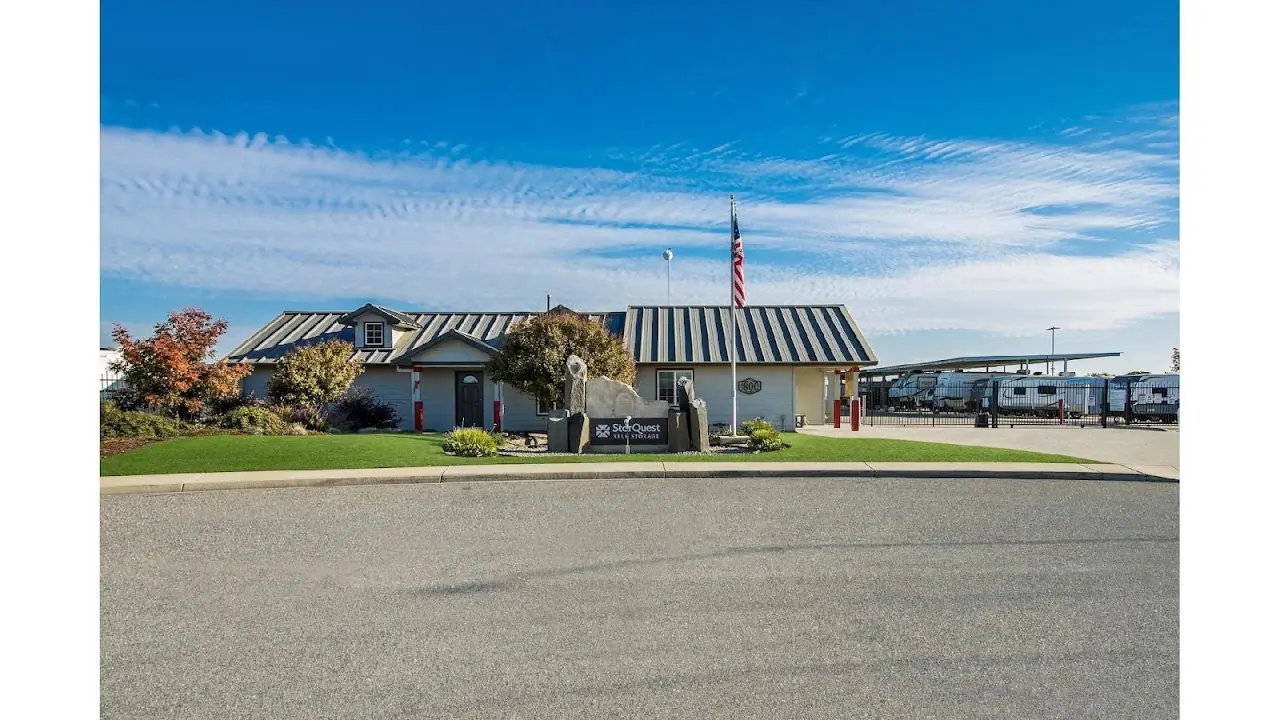 StorQuest Self Storage, RV storage in Selma