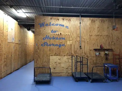 Hobson Storage in Woodridge, IL