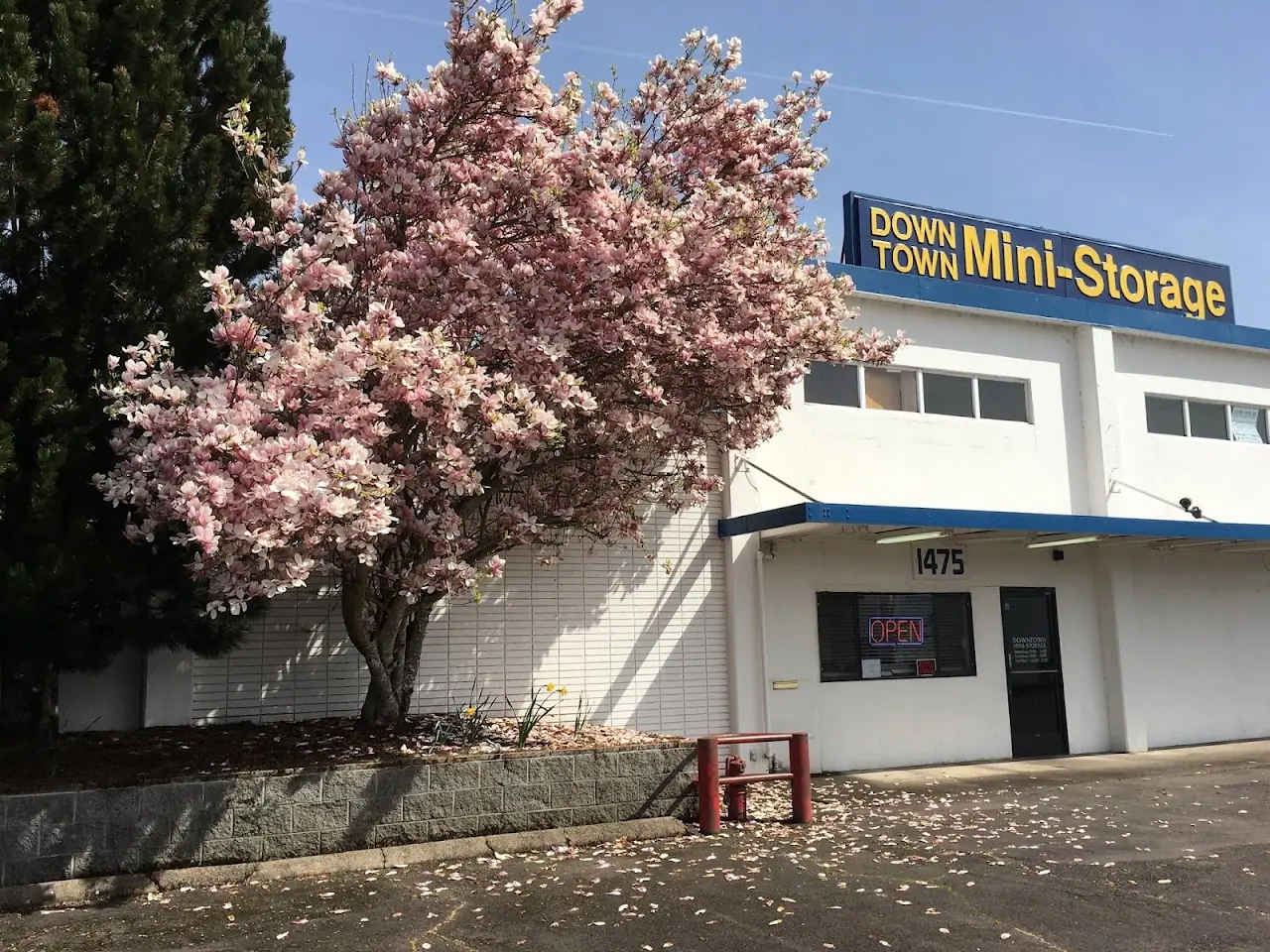 Downtown Mini-Storage, RV storage in Eugene