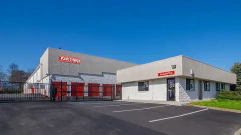 Public Storage in Lake Ronkonkoma, NY