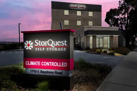StorQuest Self Storage in Redwood City, CA