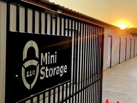 110 Mini Storage in Whitehouse, TX