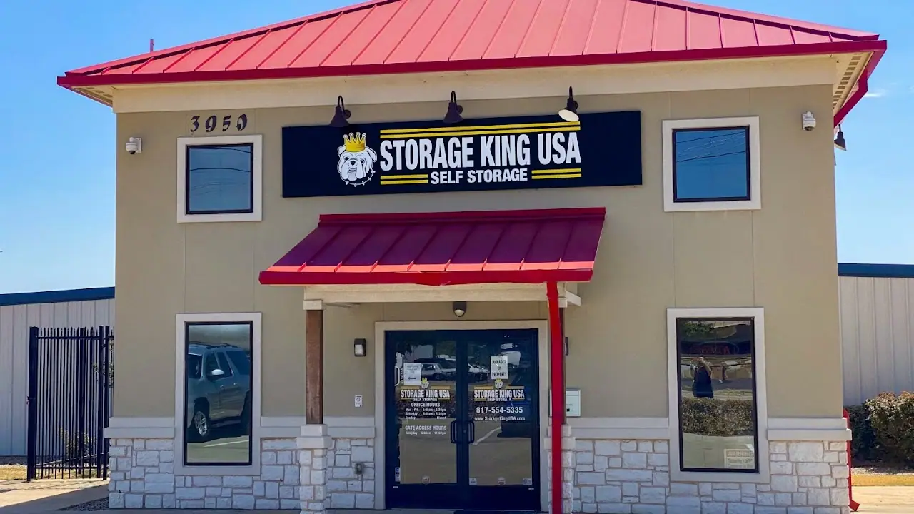 Storage King USA, RV storage in Euless