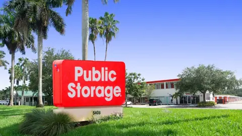 Public Storage in Davie, FL