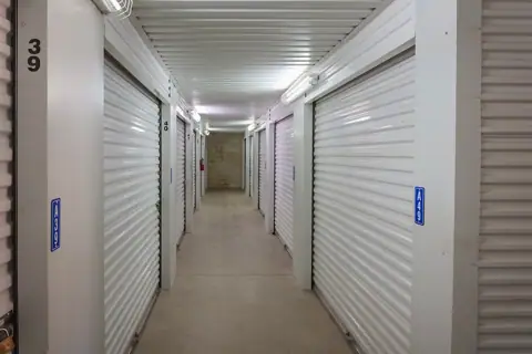 KO Storage photo 2