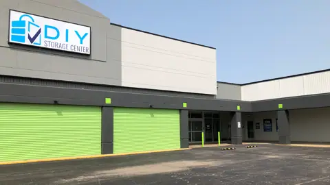 DIY Storage Center in Danville, IL