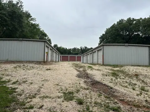 Shields Storage in Irvington, AL