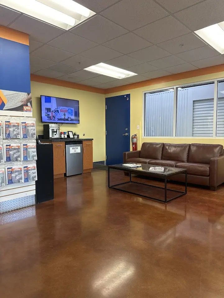 Value Store It Self Storage, RV storage in Pompano Beach