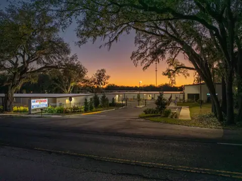 US Storage Centers in Weirsdale, FL