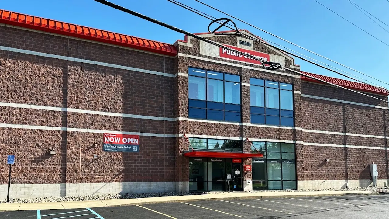 Public Storage, RV storage in Wixom
